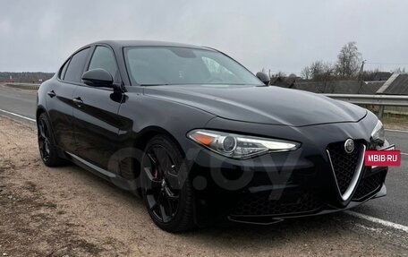 Alfa Romeo Giulia II, 2019 год, 2 100 000 рублей, 8 фотография