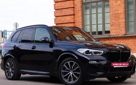 BMW X5, 2019 год, 4 990 000 рублей, 4 фотография