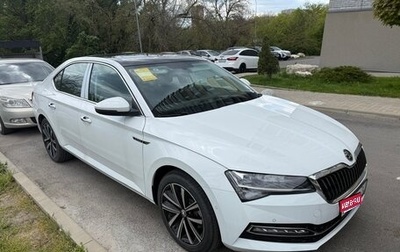 Skoda Superb III рестайлинг, 2025 год, 3 590 000 рублей, 1 фотография