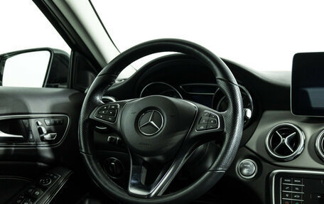 Mercedes-Benz GLA, 2018 год, 2 399 585 рублей, 15 фотография