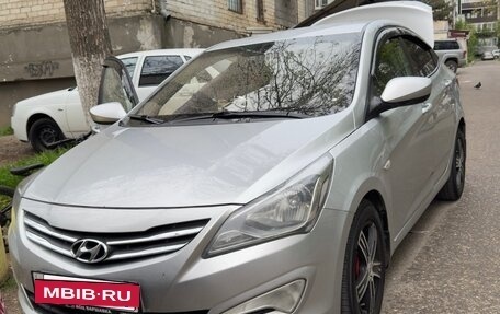 Hyundai Solaris II рестайлинг, 2014 год, 820 000 рублей, 6 фотография