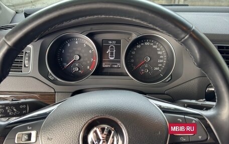 Volkswagen Jetta VI, 2016 год, 1 600 000 рублей, 15 фотография