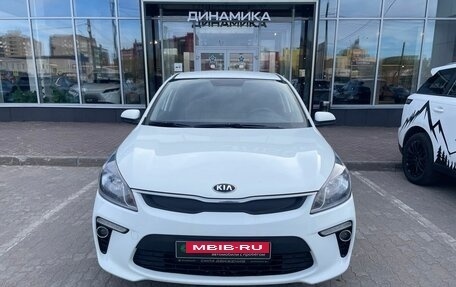 KIA Rio IV, 2017 год, 1 355 000 рублей, 2 фотография