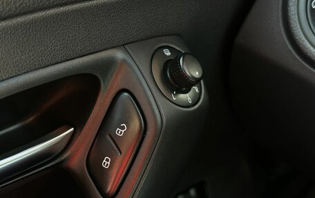 Volkswagen Polo VI (EU Market), 2015 год, 999 777 рублей, 8 фотография