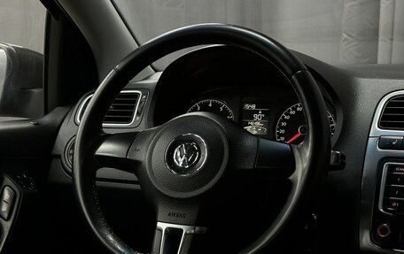 Volkswagen Polo VI (EU Market), 2015 год, 999 777 рублей, 24 фотография