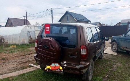 Chevrolet Niva I рестайлинг, 2003 год, 370 000 рублей, 6 фотография