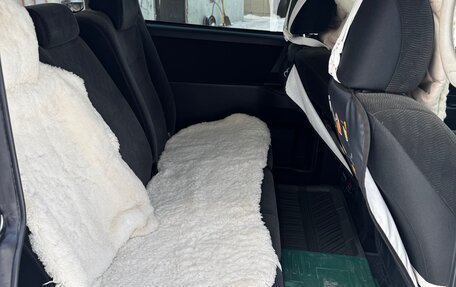 Toyota Noah III, 2013 год, 1 415 000 рублей, 7 фотография