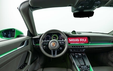Porsche 911, 2020 год, 14 990 000 рублей, 18 фотография