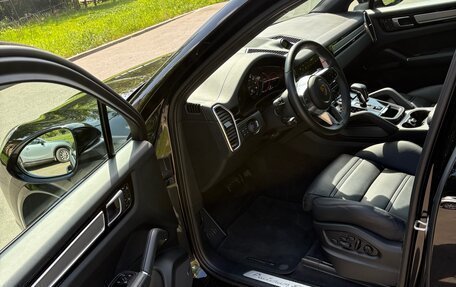 Porsche Cayenne III, 2022 год, 12 500 000 рублей, 7 фотография