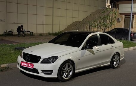 Mercedes-Benz C-Класс, 2012 год, 1 345 000 рублей, 1 фотография