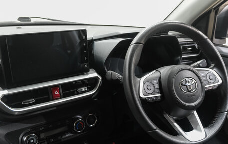 Toyota Raize I, 2021 год, 1 699 000 рублей, 21 фотография