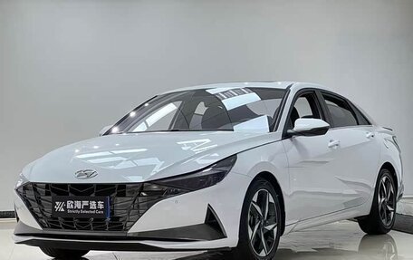 Hyundai Elantra, 2022 год, 1 300 000 рублей, 1 фотография