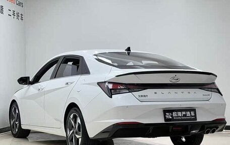 Hyundai Elantra, 2022 год, 1 300 000 рублей, 4 фотография