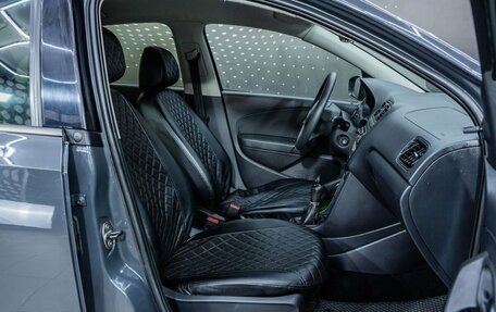 Volkswagen Polo VI (EU Market), 2012 год, 595 000 рублей, 17 фотография