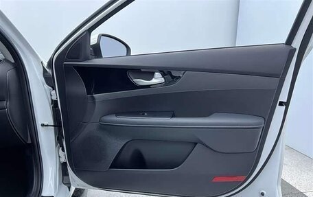 KIA K3, 2022 год, 1 250 000 рублей, 24 фотография