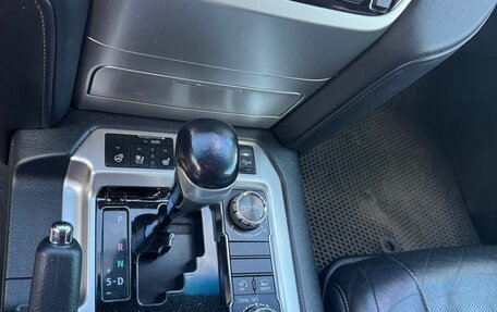 Toyota Land Cruiser 200, 2015 год, 4 100 000 рублей, 9 фотография