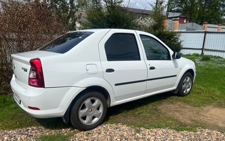Renault Logan I, 2012 год, 700 000 рублей, 2 фотография