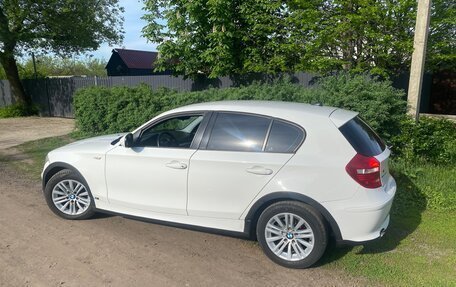 BMW 1 серия, 2011 год, 925 000 рублей, 2 фотография