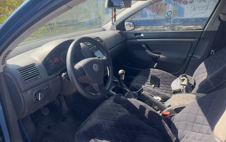 Volkswagen Golf V, 2004 год, 600 000 рублей, 9 фотография