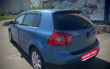 Volkswagen Golf V, 2004 год, 600 000 рублей, 4 фотография