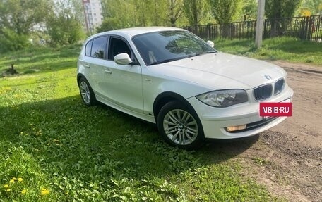 BMW 1 серия, 2011 год, 925 000 рублей, 4 фотография