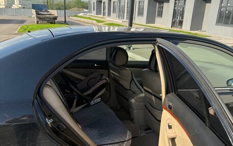 Toyota Avensis III рестайлинг, 2004 год, 620 000 рублей, 9 фотография