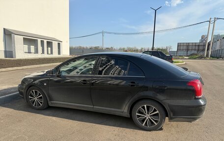 Toyota Avensis III рестайлинг, 2004 год, 620 000 рублей, 4 фотография
