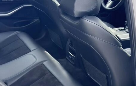 BMW 3 серия, 2019 год, 4 000 000 рублей, 21 фотография