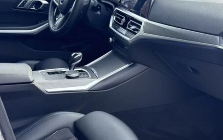 BMW 3 серия, 2019 год, 4 000 000 рублей, 22 фотография