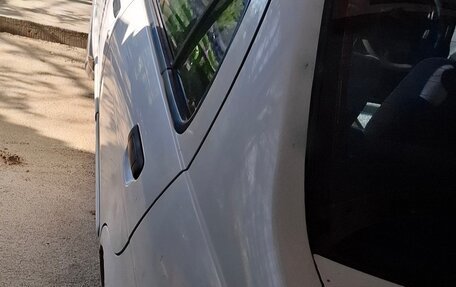 Nissan Pulsar IV, 1998 год, 300 000 рублей, 3 фотография