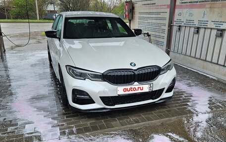 BMW 3 серия, 2019 год, 4 000 000 рублей, 39 фотография