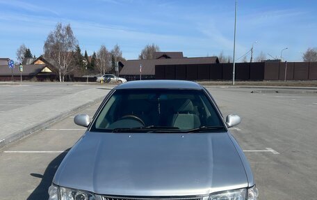 Nissan Sunny B15, 2000 год, 260 000 рублей, 2 фотография