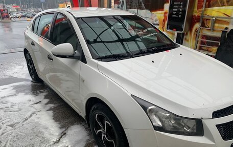 Chevrolet Cruze II, 2011 год, 590 000 рублей, 4 фотография
