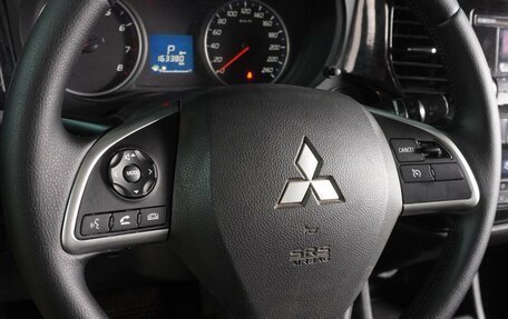 Mitsubishi Outlander III рестайлинг 3, 2013 год, 1 379 000 рублей, 13 фотография