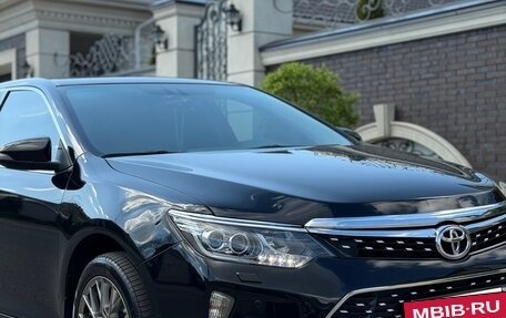 Toyota Camry, 2018 год, 2 350 000 рублей, 14 фотография