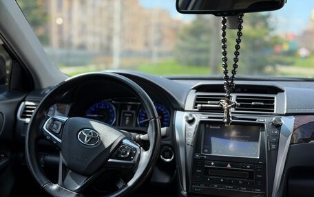 Toyota Camry, 2018 год, 2 350 000 рублей, 32 фотография