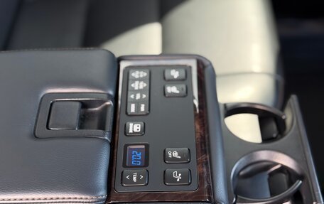 Toyota Camry, 2018 год, 2 350 000 рублей, 35 фотография