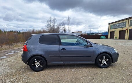 Volkswagen Golf V, 2004 год, 440 000 рублей, 7 фотография