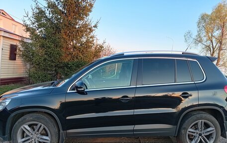 Volkswagen Tiguan I, 2010 год, 950 000 рублей, 4 фотография