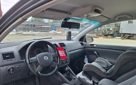 Volkswagen Golf V, 2004 год, 440 000 рублей, 8 фотография