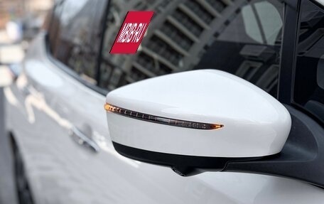 Nissan Leaf II, 2017 год, 1 400 000 рублей, 5 фотография