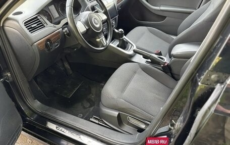 Volkswagen Jetta VI, 2012 год, 795 000 рублей, 24 фотография