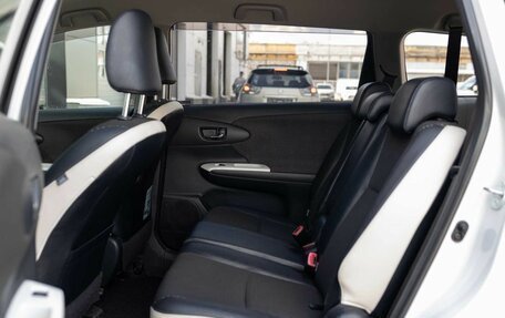Toyota Wish II, 2014 год, 1 550 000 рублей, 19 фотография