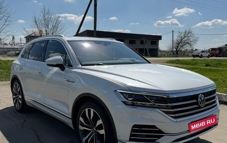 Volkswagen Touareg III, 2021 год, 8 300 000 рублей, 1 фотография