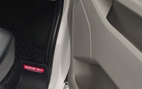 Volkswagen Caravelle T6 рестайлинг, 2019 год, 3 450 000 рублей, 15 фотография