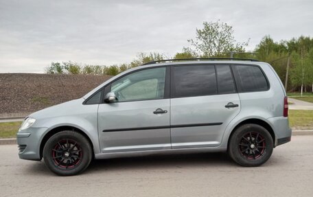 Volkswagen Touran III, 2009 год, 690 000 рублей, 9 фотография