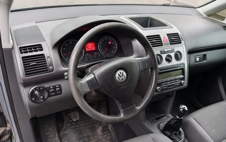 Volkswagen Touran III, 2009 год, 690 000 рублей, 15 фотография