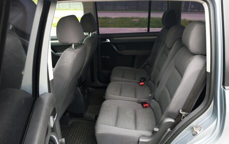 Volkswagen Touran III, 2009 год, 690 000 рублей, 21 фотография