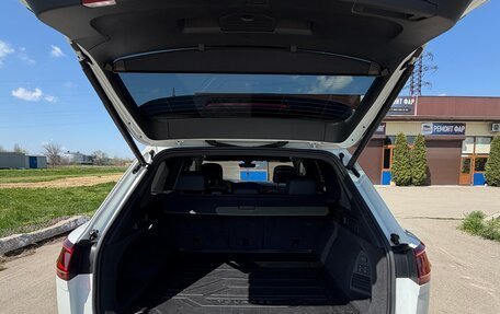 Volkswagen Touareg III, 2021 год, 8 300 000 рублей, 16 фотография
