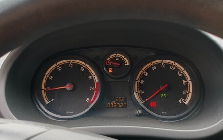 Opel Corsa D, 2013 год, 650 000 рублей, 3 фотография